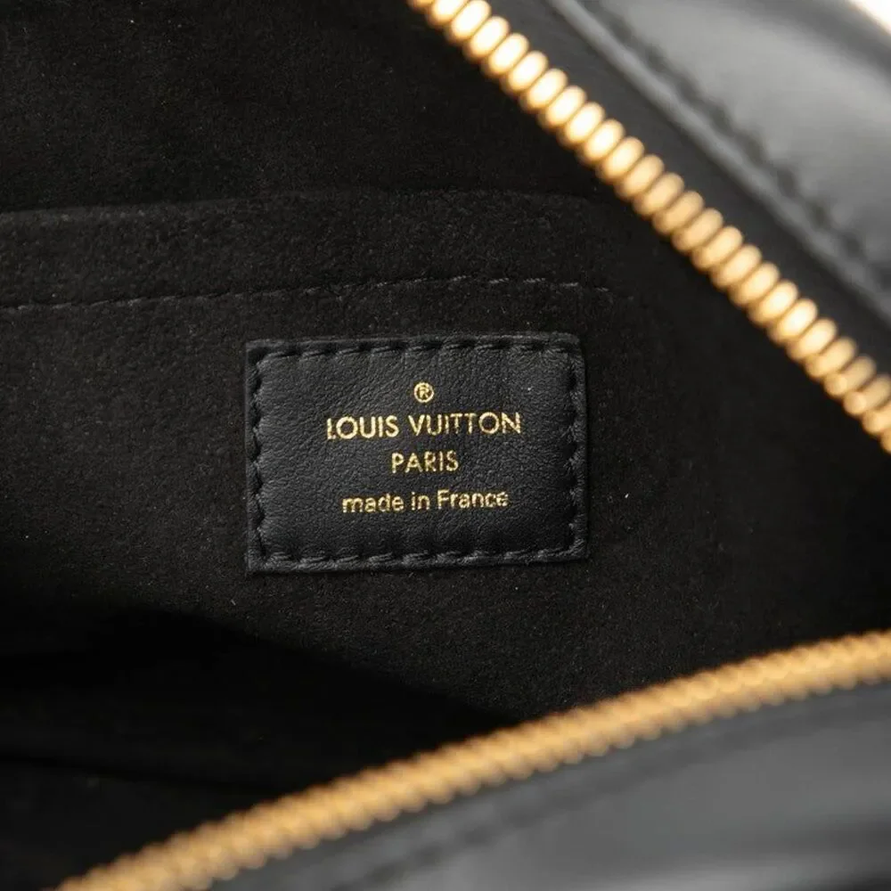 Louis Vuitton New Wave New Camera Bag M53682